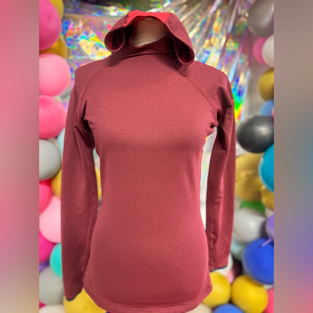 Nike Women’s Medium Burgundy Red Performance‎ Hoodie Athletic Fitted Pullover
